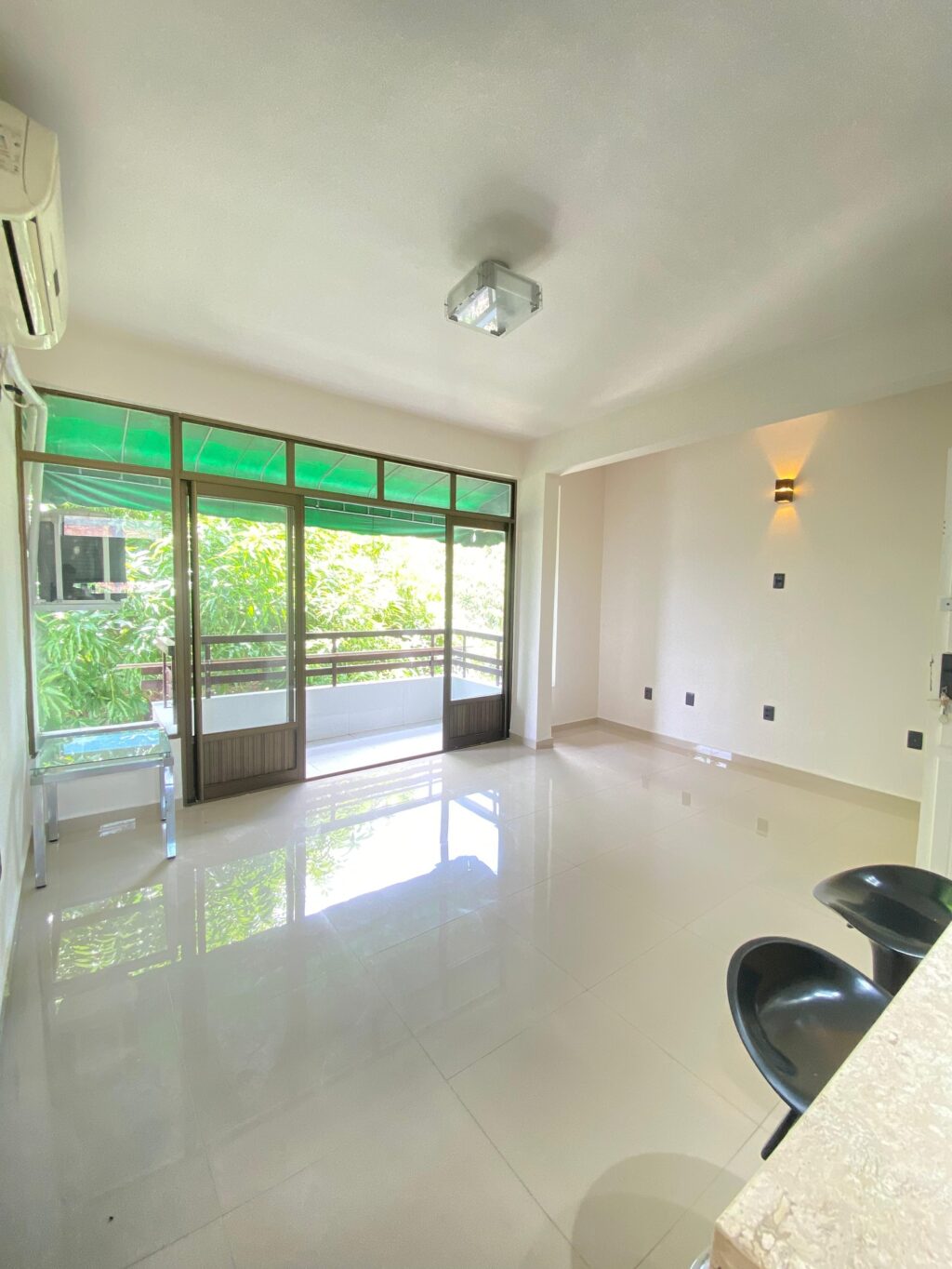 Instagram post from thiagoaraujo.imob. This post is in position 1.