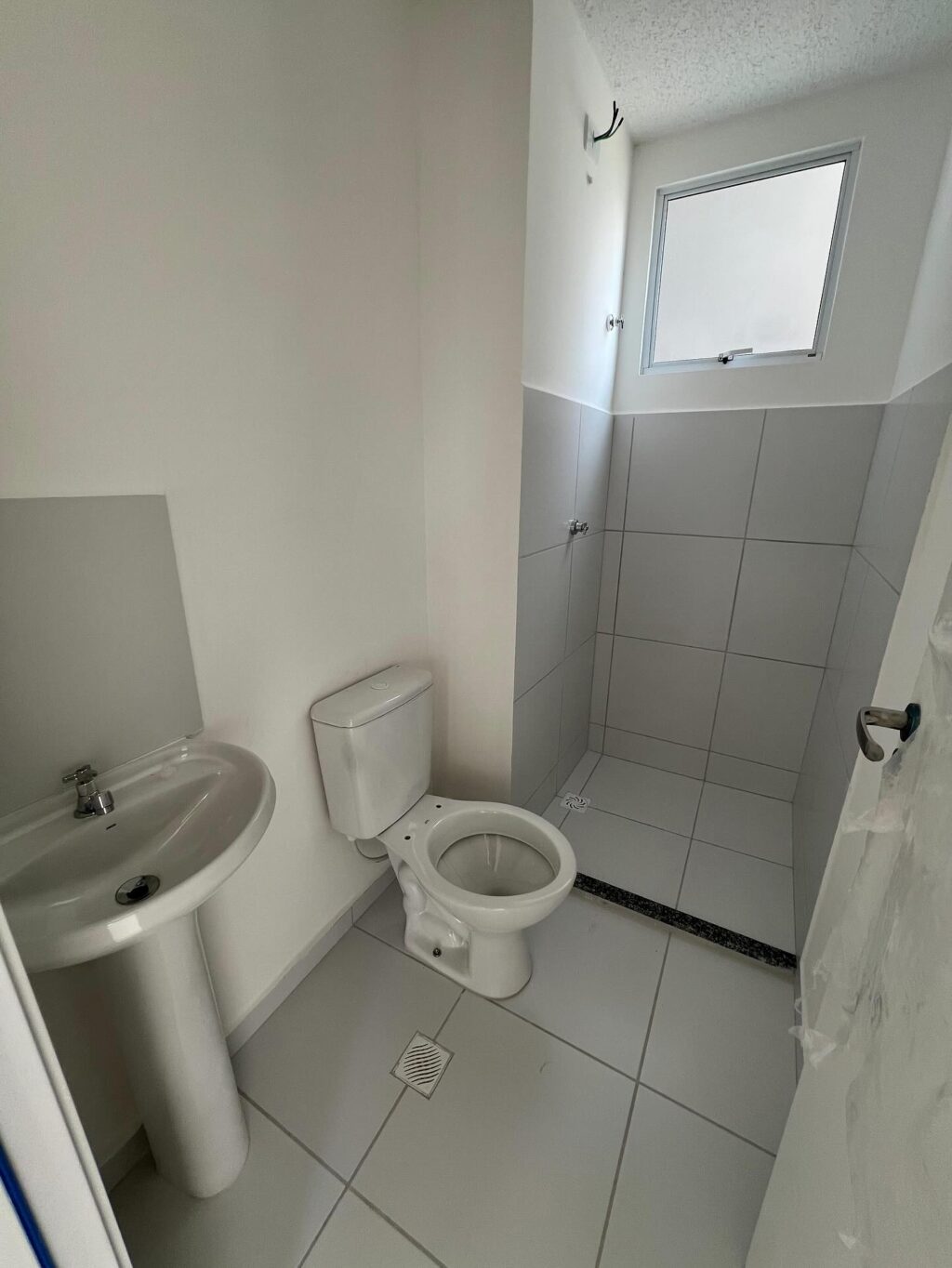 Instagram post from thiagoaraujo.imob. This post is in position 8.