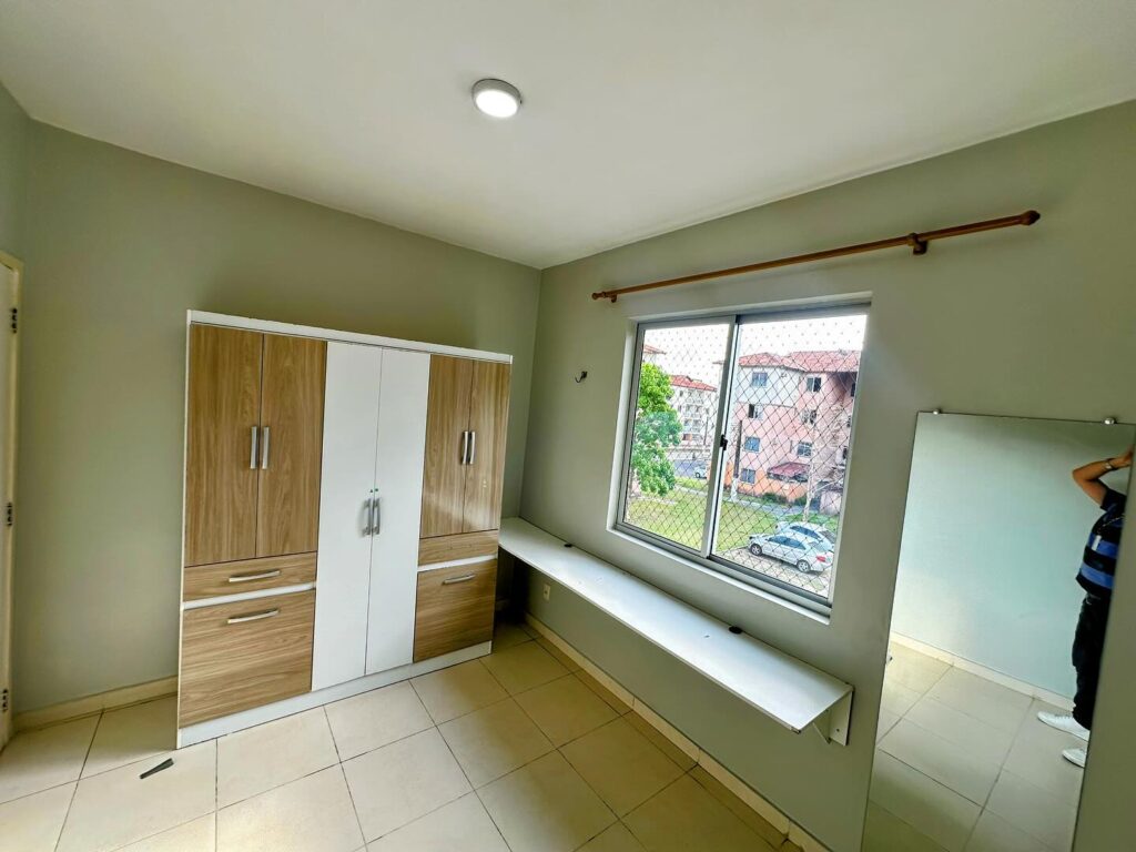 Instagram post from thiagoaraujo.imob. This post is in position 8.