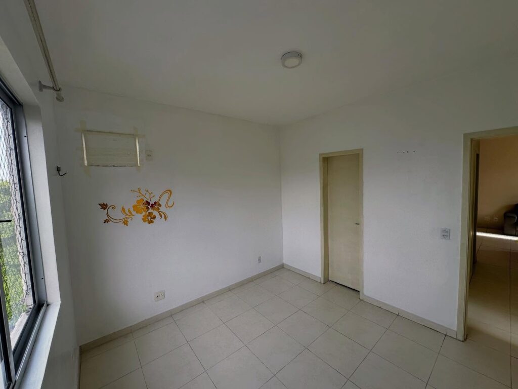 Instagram post from thiagoaraujo.imob. This post is in position 11.