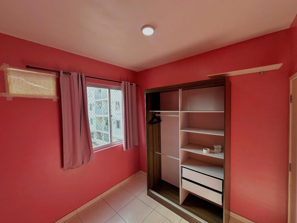 Instagram post from thiagoaraujo.imob. This post is in position 10.