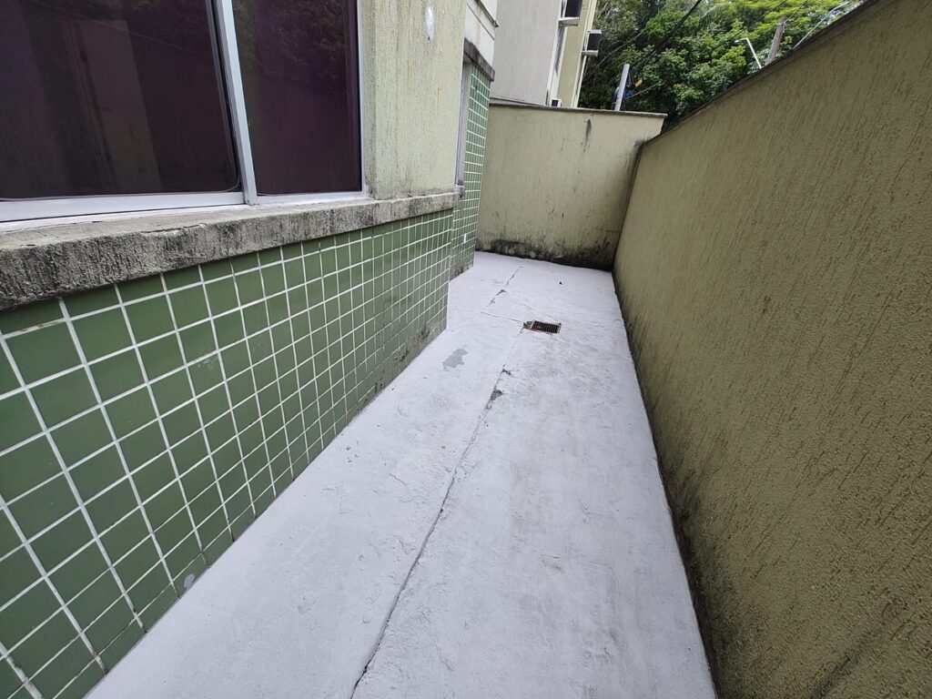 Instagram post from thiagoaraujo.imob. This post is in position 2.