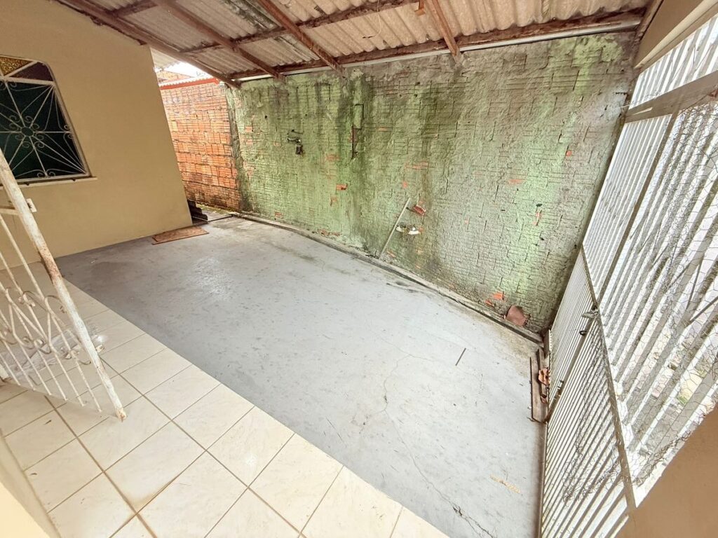 Instagram post from thiagoaraujo.imob. This post is in position 3.