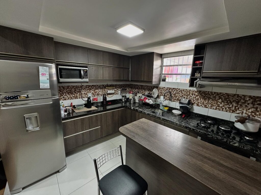 Instagram post from thiagoaraujo.imob. This post is in position 3.