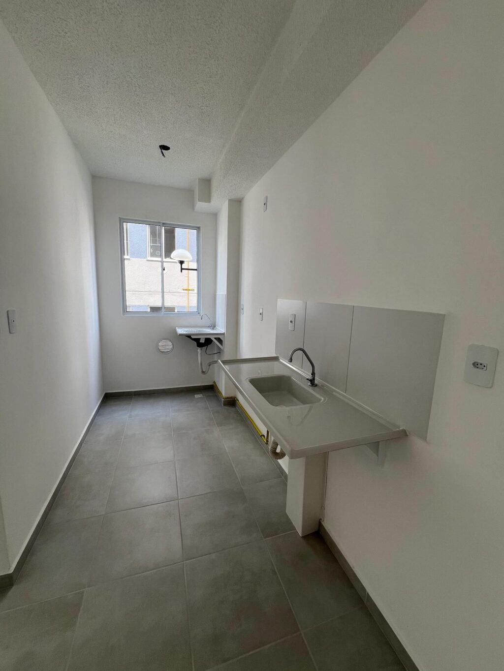 Instagram post from thiagoaraujo.imob. This post is in position 15.