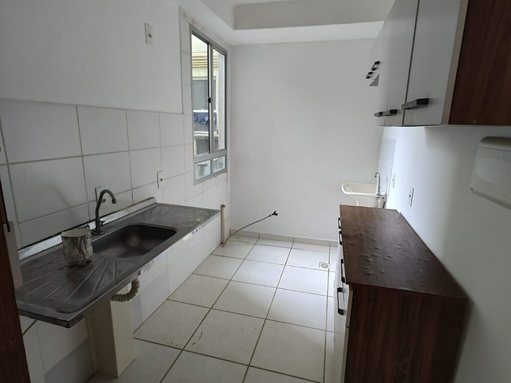 Instagram post from thiagoaraujo.imob. This post is in position 8.