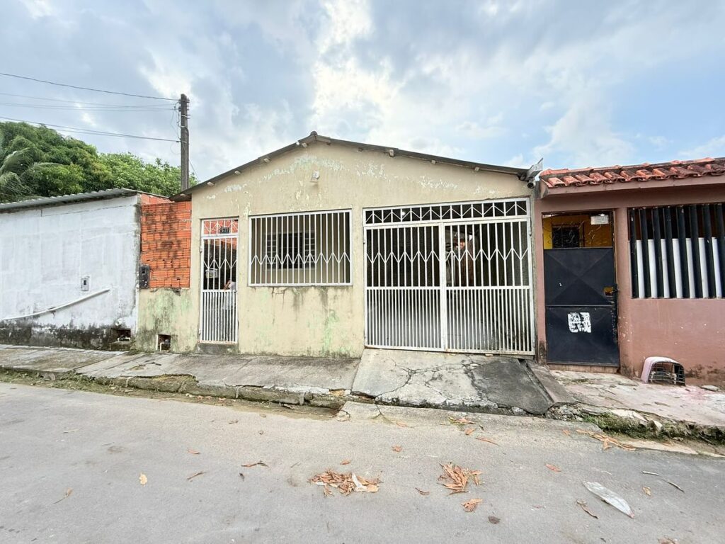 Instagram post from thiagoaraujo.imob. This post is in position 0.