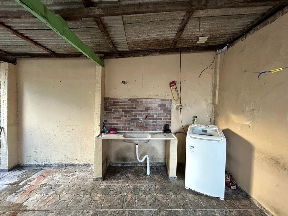 Instagram post from thiagoaraujo.imob. This post is in position 13.